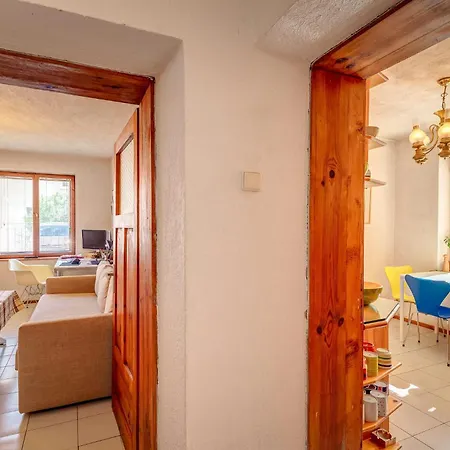 1-bedroom Garden Flat * Smoljan